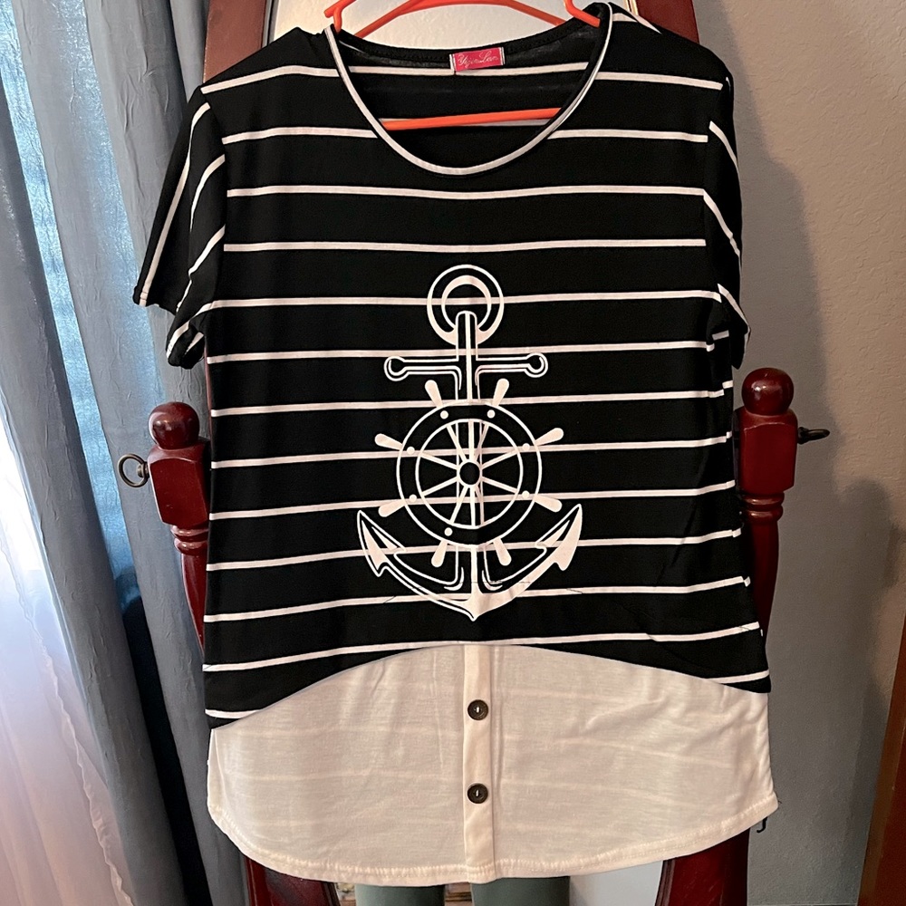 Women tee shirt black with white stripes size large